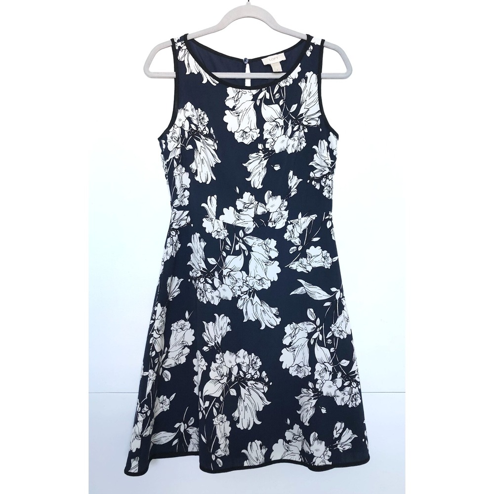 Loft Dress Women's Size 2 Blue White Floral A-Line Above The Knee Round Neck